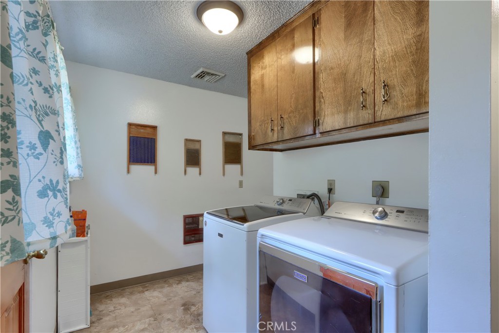 5767 Meadow Ln, Mariposa, CA 95338