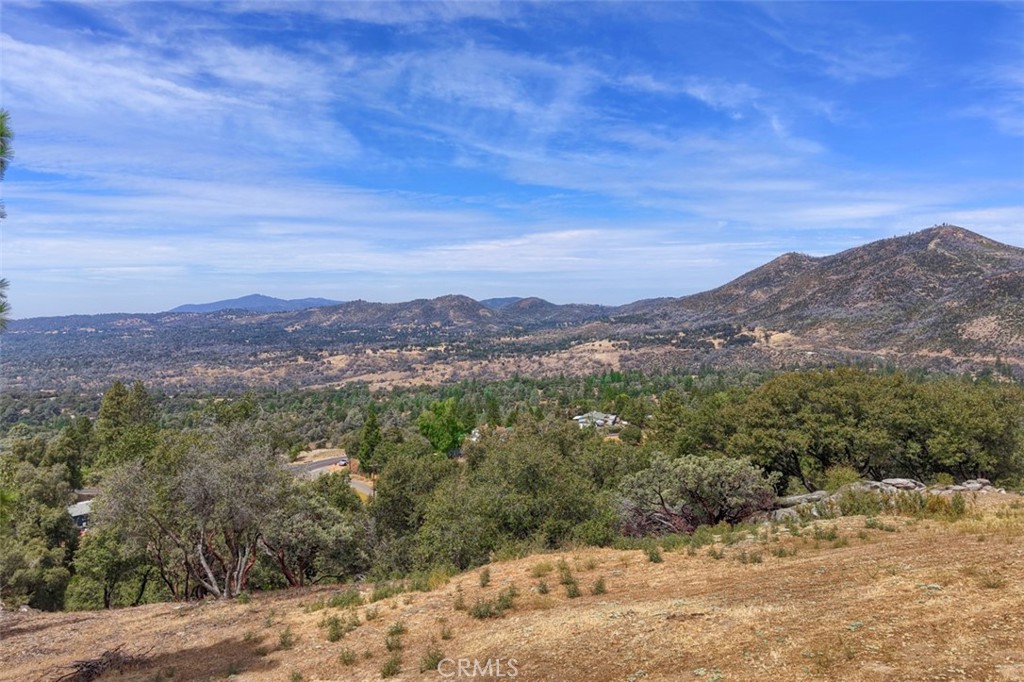 5767 El Capitan, Mariposa, CA 95338