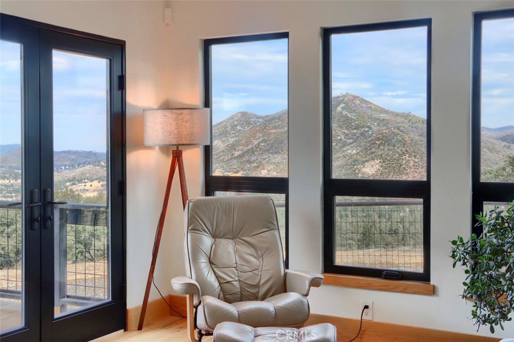 5767 El Capitan, Mariposa, CA 95338