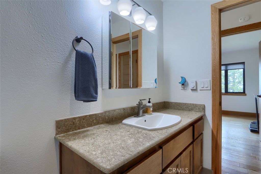 5767 El Capitan, Mariposa, CA 95338