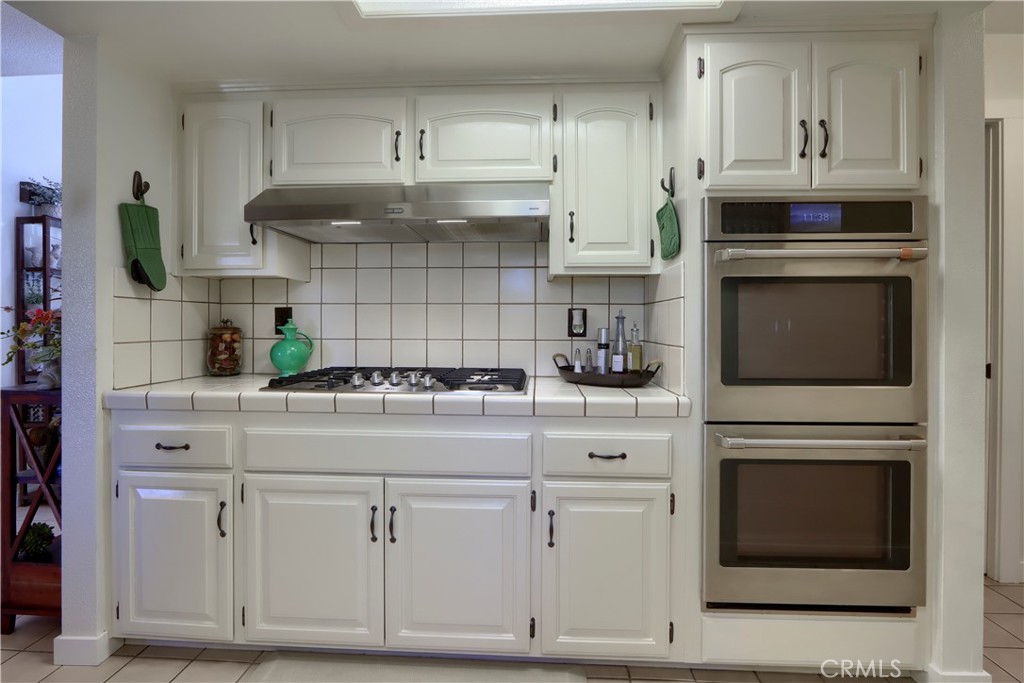 38393 Crestview Ln, Oakhurst, CA 93644