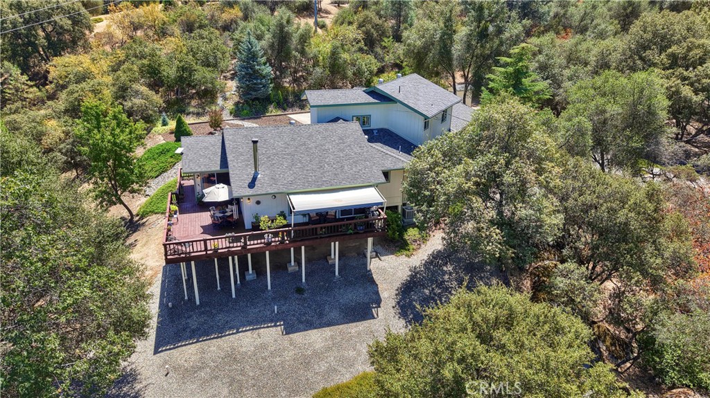 38393 Crestview Ln, Oakhurst, CA 93644