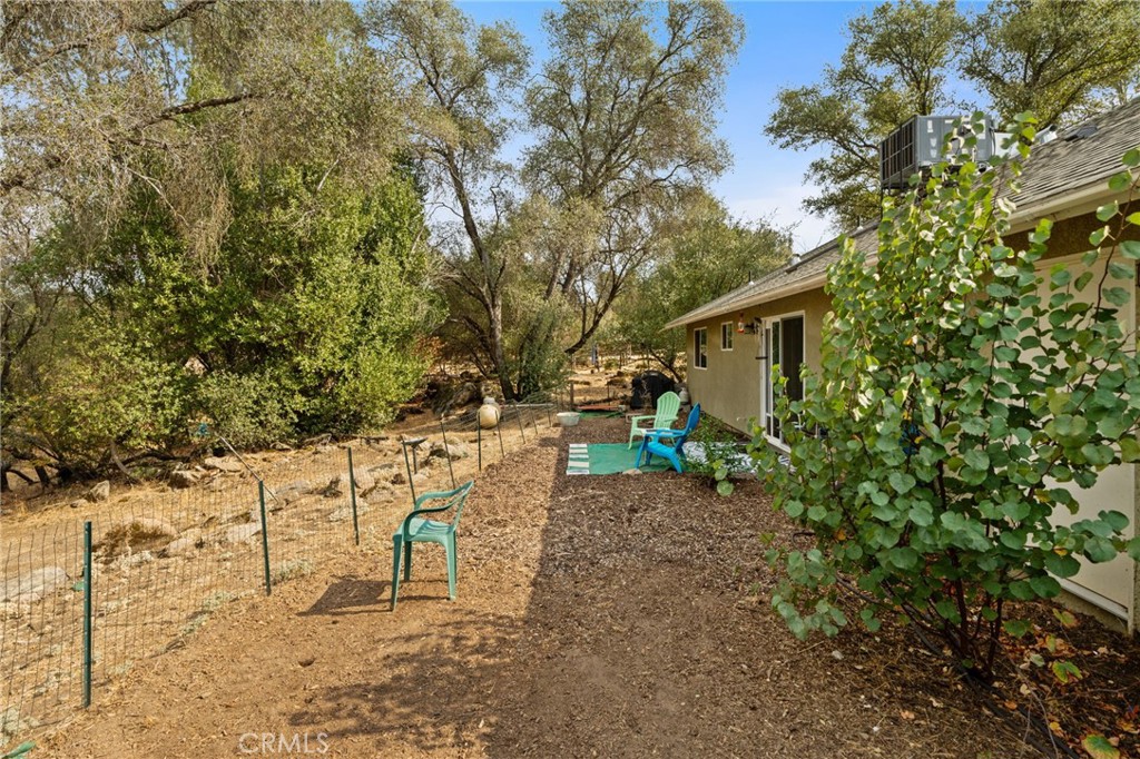 4853 Daffodil Dr, Mariposa, CA 95338