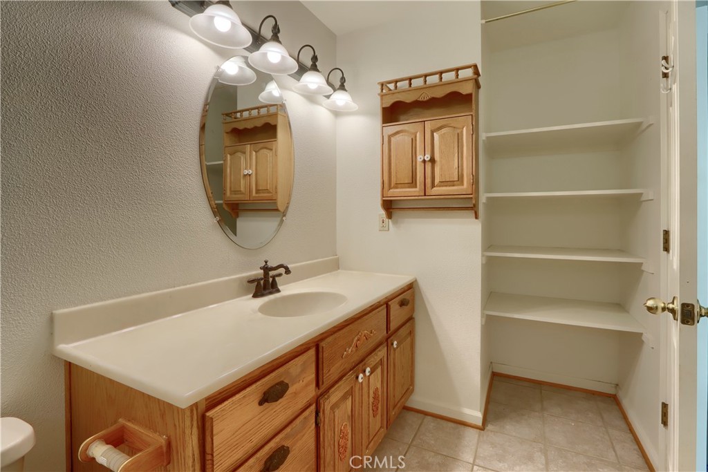 7179 Snyder Ridge Rd, Mariposa, CA 95338