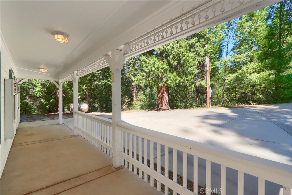 7179 Snyder Ridge Rd, Mariposa, CA 95338