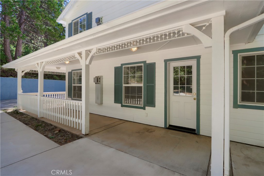 7179 Snyder Ridge Rd, Mariposa, CA 95338