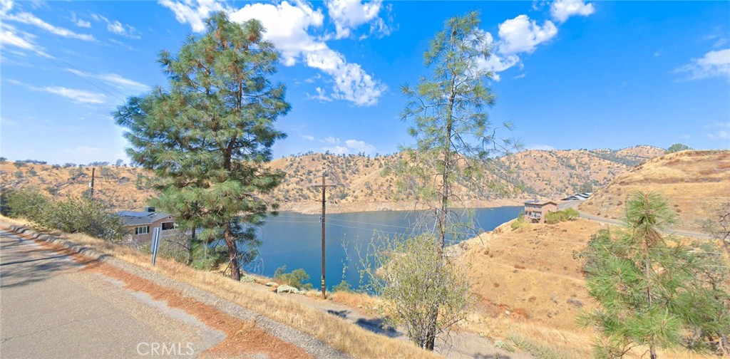 28075 Sky Harbour, Friant, CA 93626