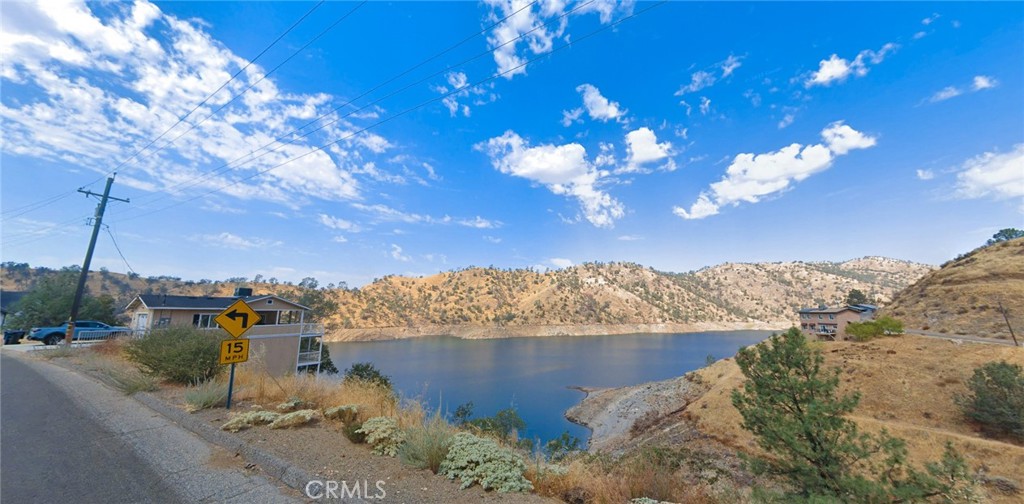 28075 Sky Harbour Rd, Friant, CA 93626