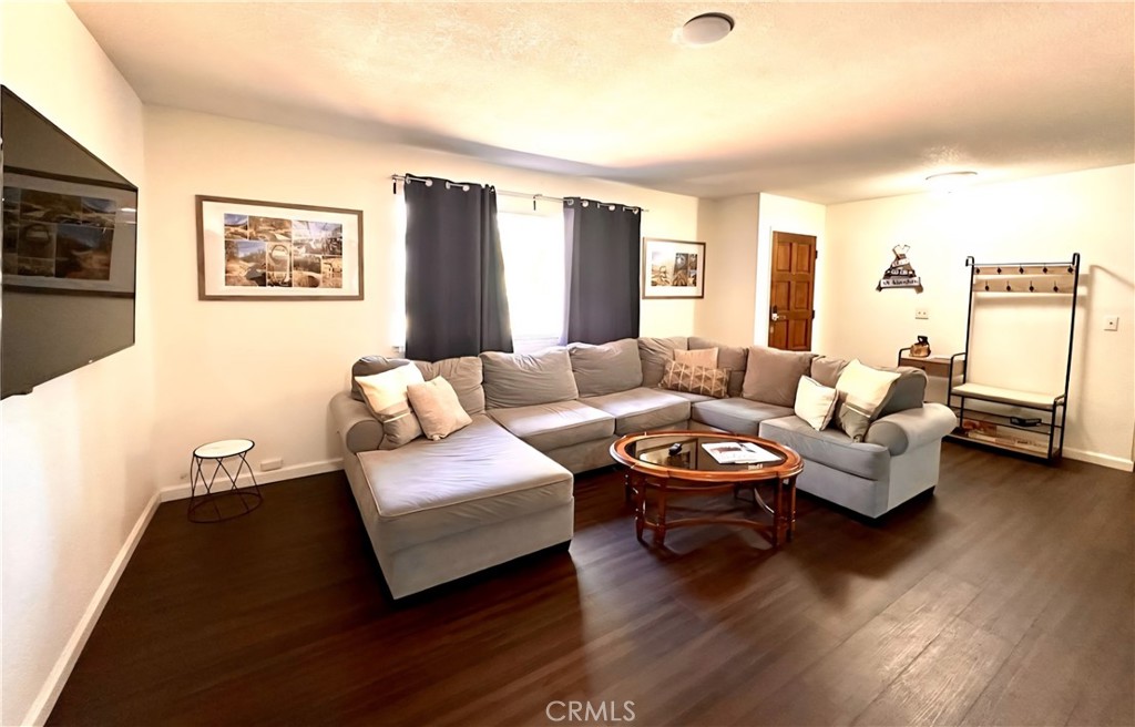 45412 N Oakview Dr, Oakhurst, CA 93644