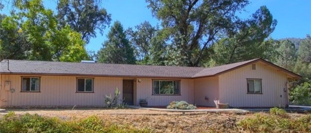 45412 N Oakview Dr, Oakhurst, CA 93644