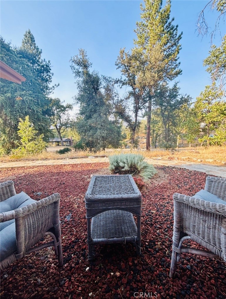45412 N Oakview Dr, Oakhurst, CA 93644