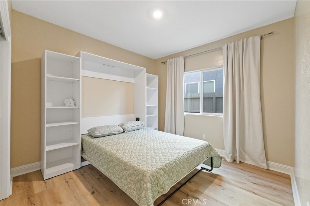 3731 N Summers Ct, Visalia, CA 93291