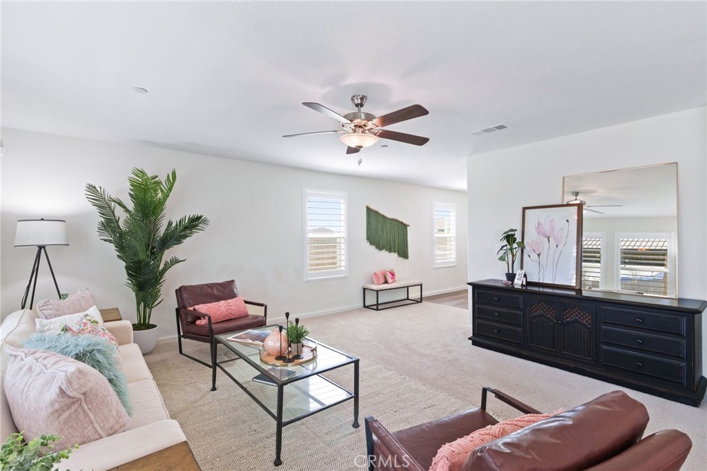 1098 Stonebridge, Tulare, CA 93274