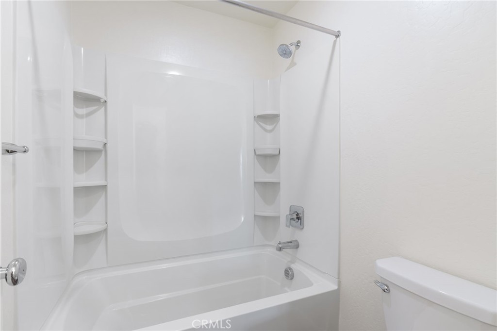 1098 Stonebridge, Tulare, CA 93274