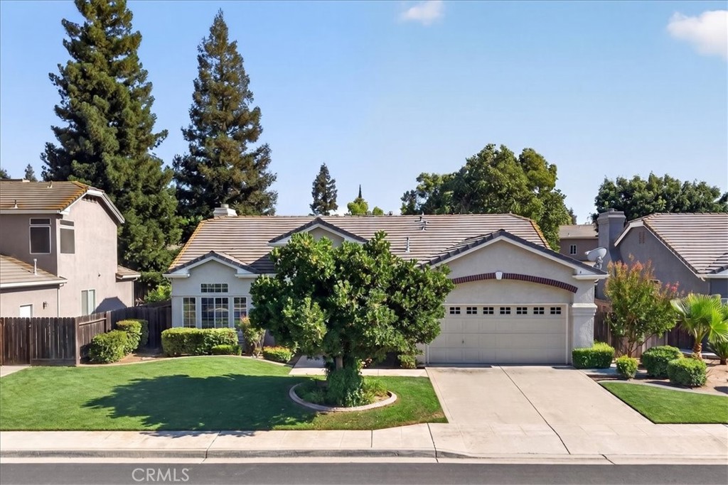 2554 Twain AVE, Clovis, CA 93611