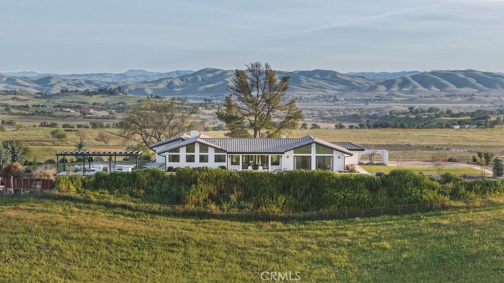 35 Wellsona Rd, Paso Robles, CA 93446