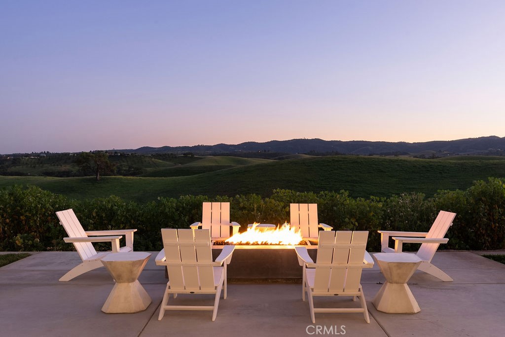 35 Wellsona Rd, Paso Robles, CA 93446