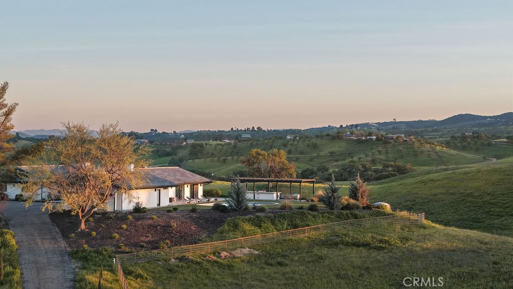 35 Wellsona Rd, Paso Robles, CA 93446