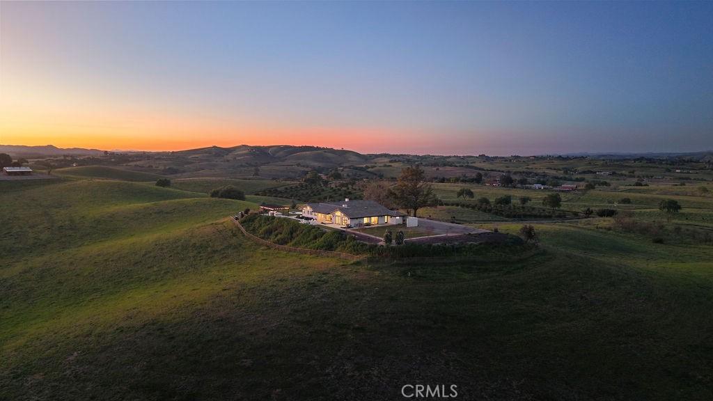 35 Wellsona Rd, Paso Robles, CA 93446