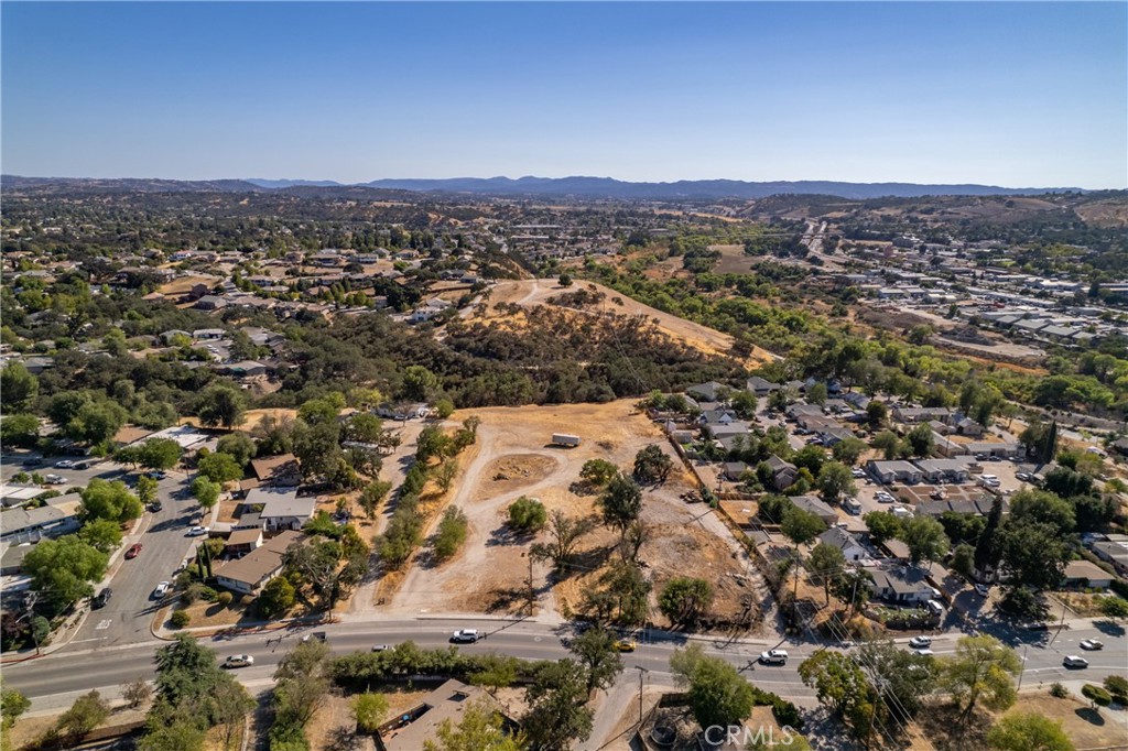 420 Creston Rd, Paso Robles, CA 93446
