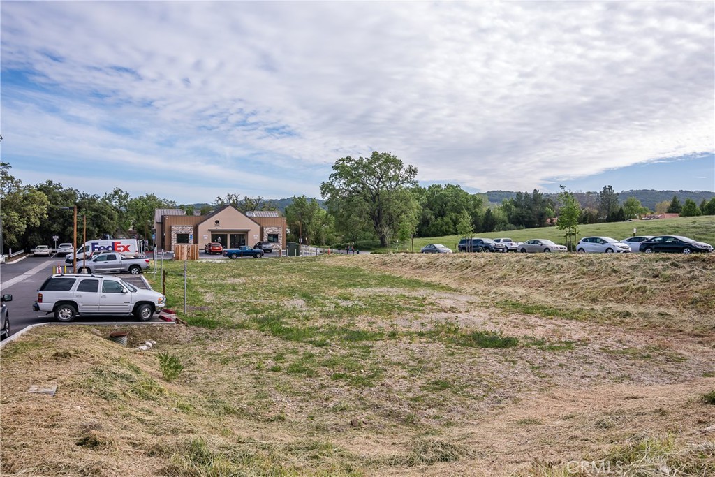 1055 Rossi Rd, Templeton, CA 93465