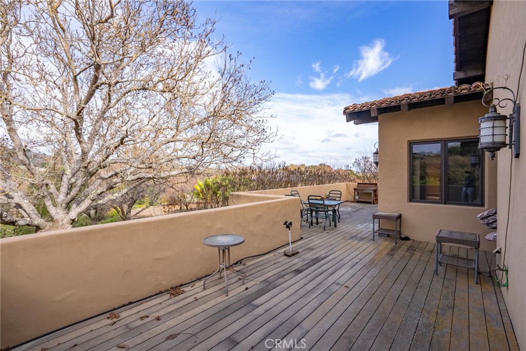 2135 Live Oak Rd, Paso Robles, CA 93446