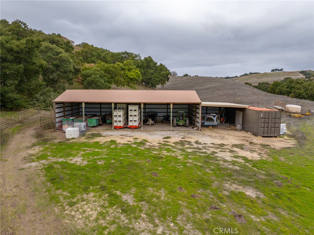2135 Live Oak Rd, Paso Robles, CA 93446