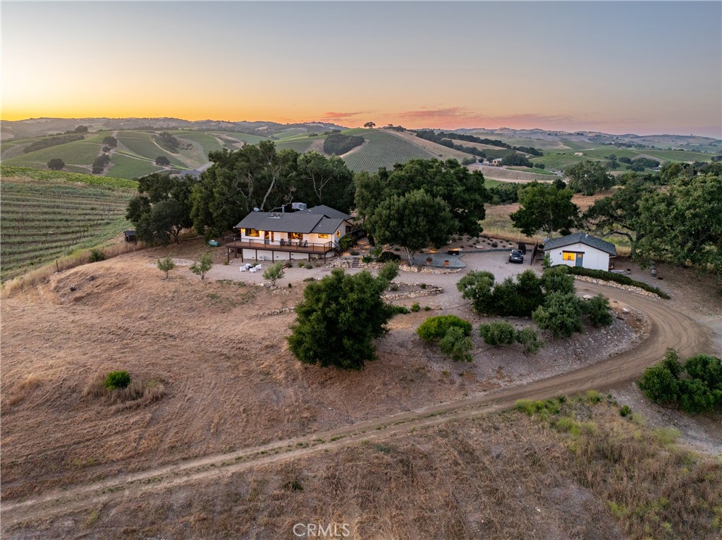 115 Booker Rd, Templeton, CA 93465