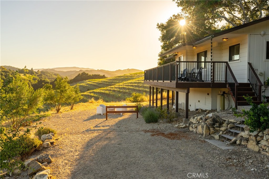 115 Booker Rd, Templeton, CA 93465