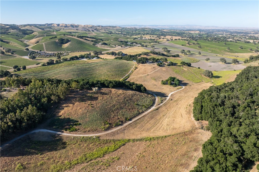 115 Booker Rd, Templeton, CA 93465