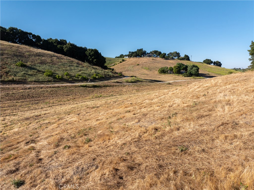 115 Booker Rd, Templeton, CA 93465