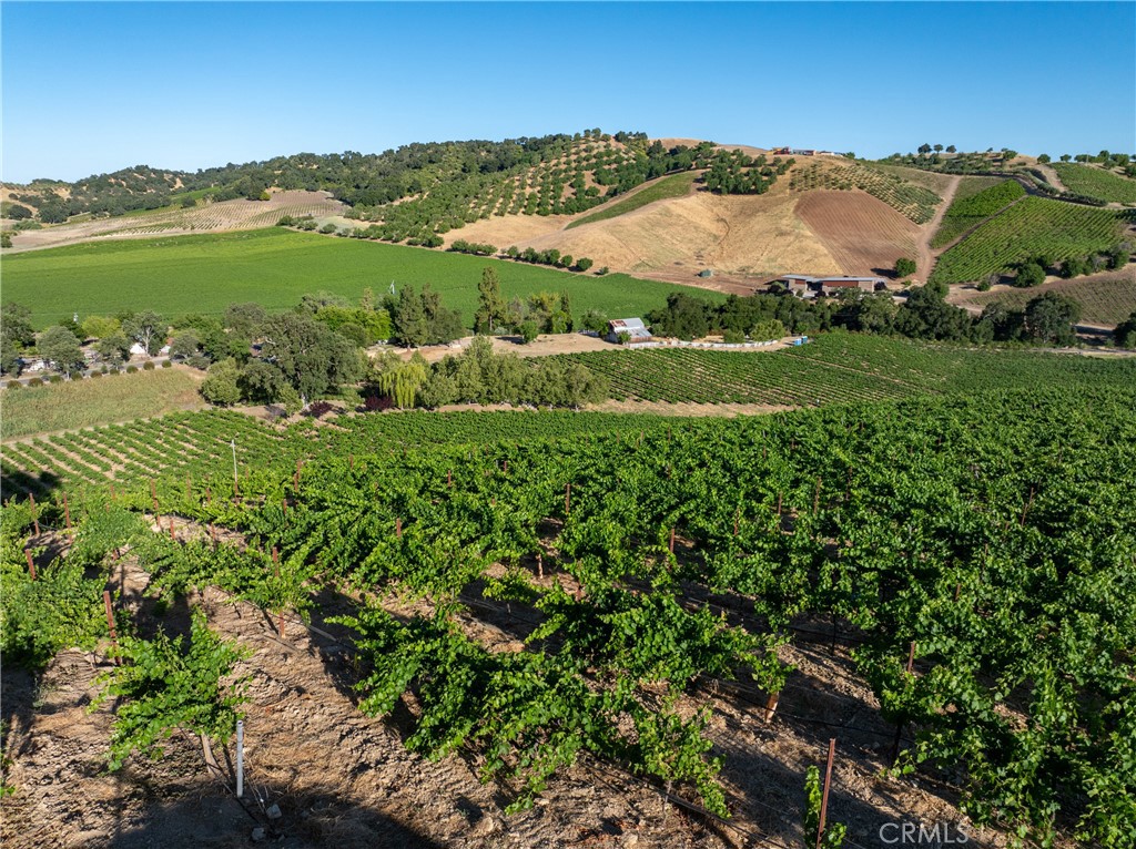 9480 Chimney Rock Rd, Paso Robles, CA 93446
