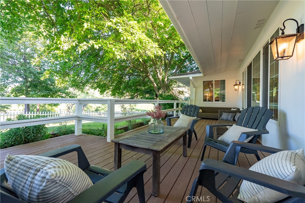 9480 Chimney Rock Rd, Paso Robles, CA 93446