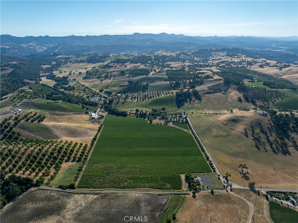 9480 Chimney Rock Rd, Paso Robles, CA 93446