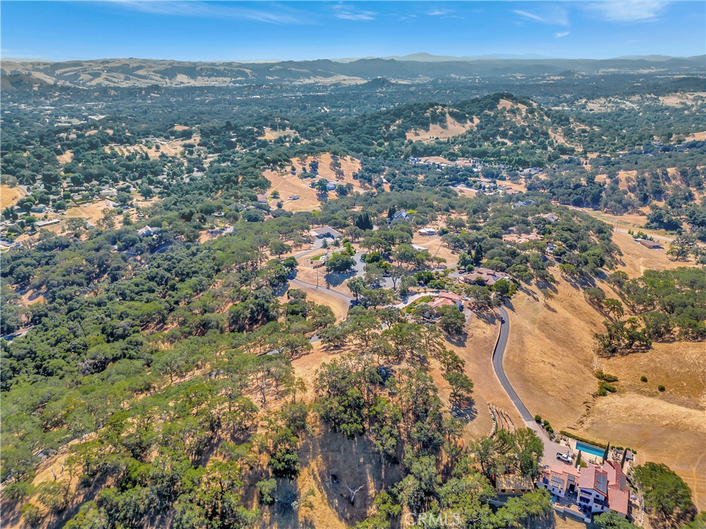 6452 Alta Pradera Ln, Atascadero, CA 93422