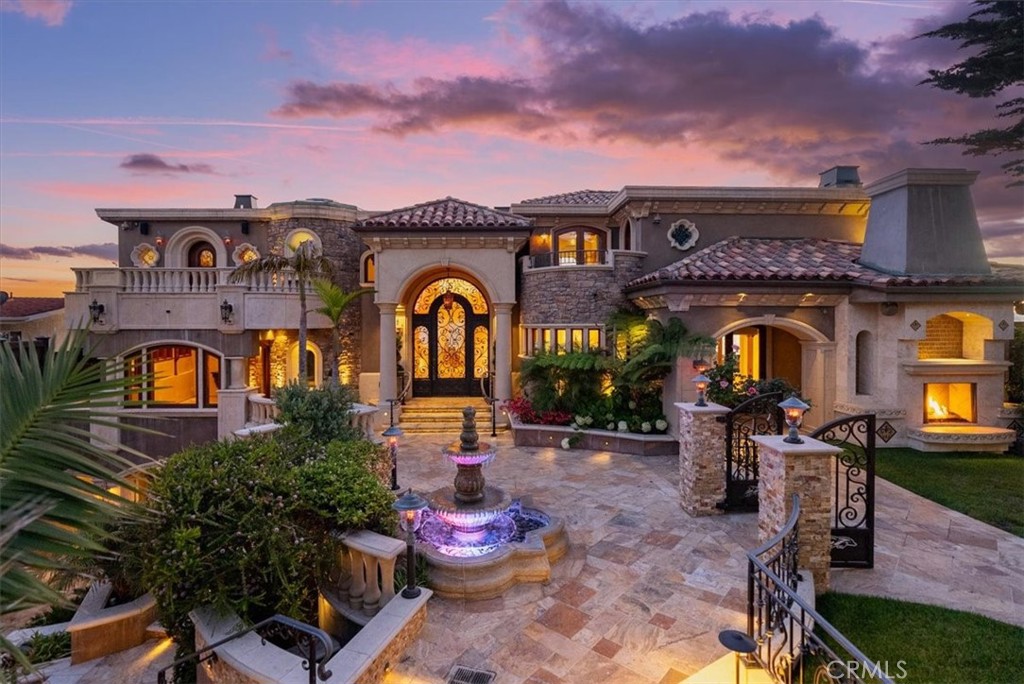 502 Pacific Ave, Cayucos, CA 93430