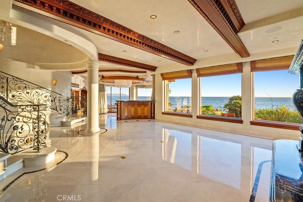 502 Pacific Ave, Cayucos, CA 93430