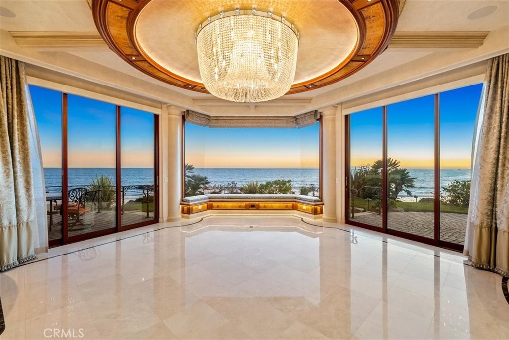 502 Pacific Ave, Cayucos, CA 93430