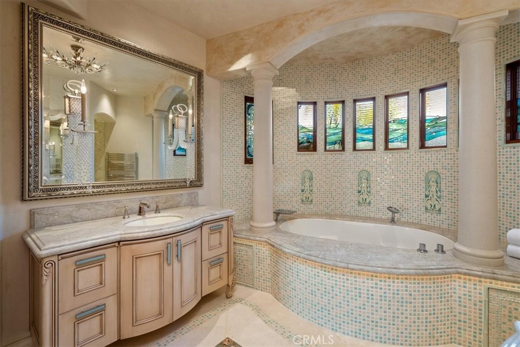 502 Pacific Ave, Cayucos, CA 93430