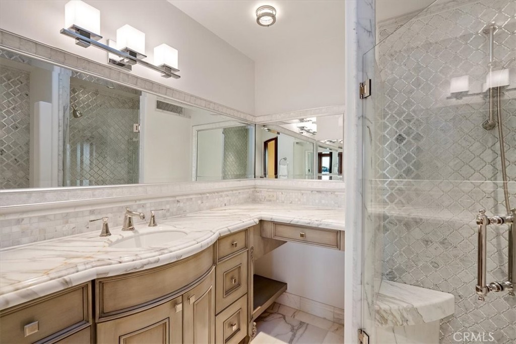 502 Pacific Ave, Cayucos, CA 93430