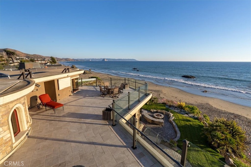 502 Pacific Ave, Cayucos, CA 93430