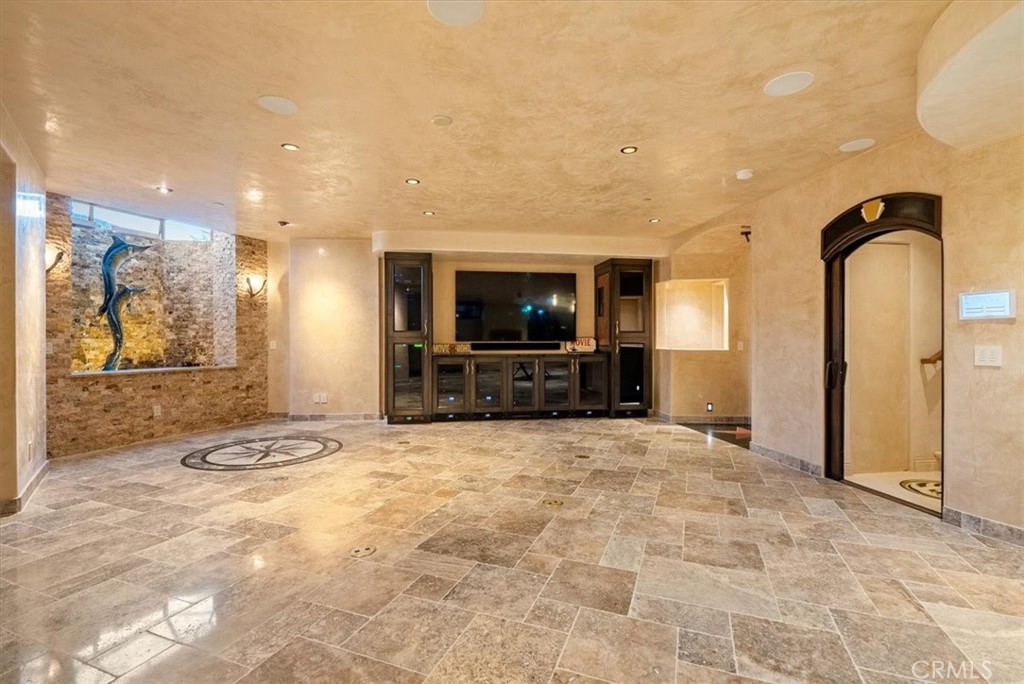 502 Pacific Ave, Cayucos, CA 93430