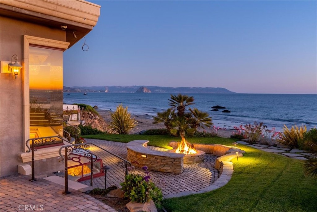 502 Pacific Ave, Cayucos, CA 93430