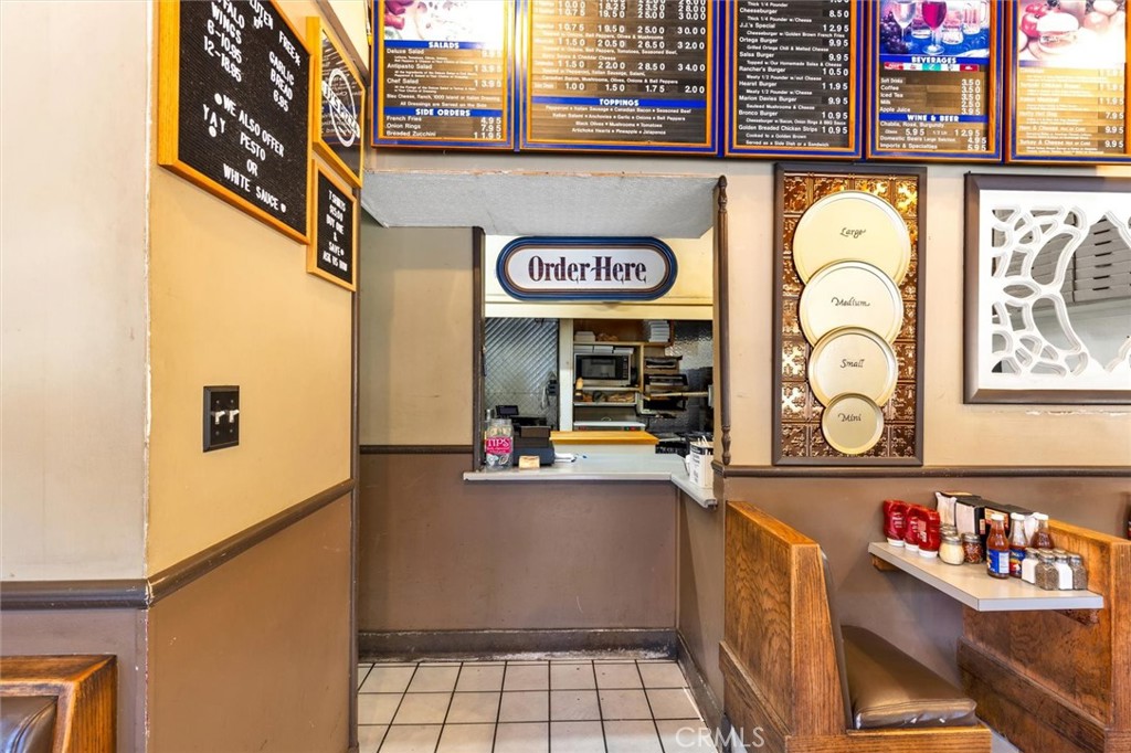 2380 Main St, Cambria, CA 93428