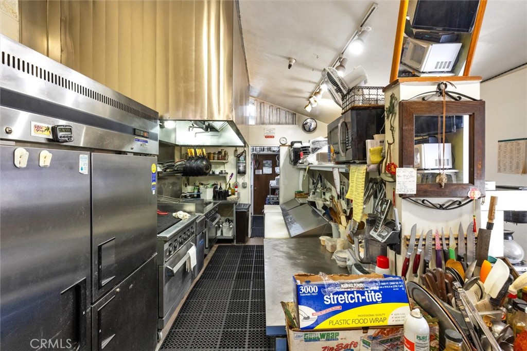 2380 Main St, Cambria, CA 93428