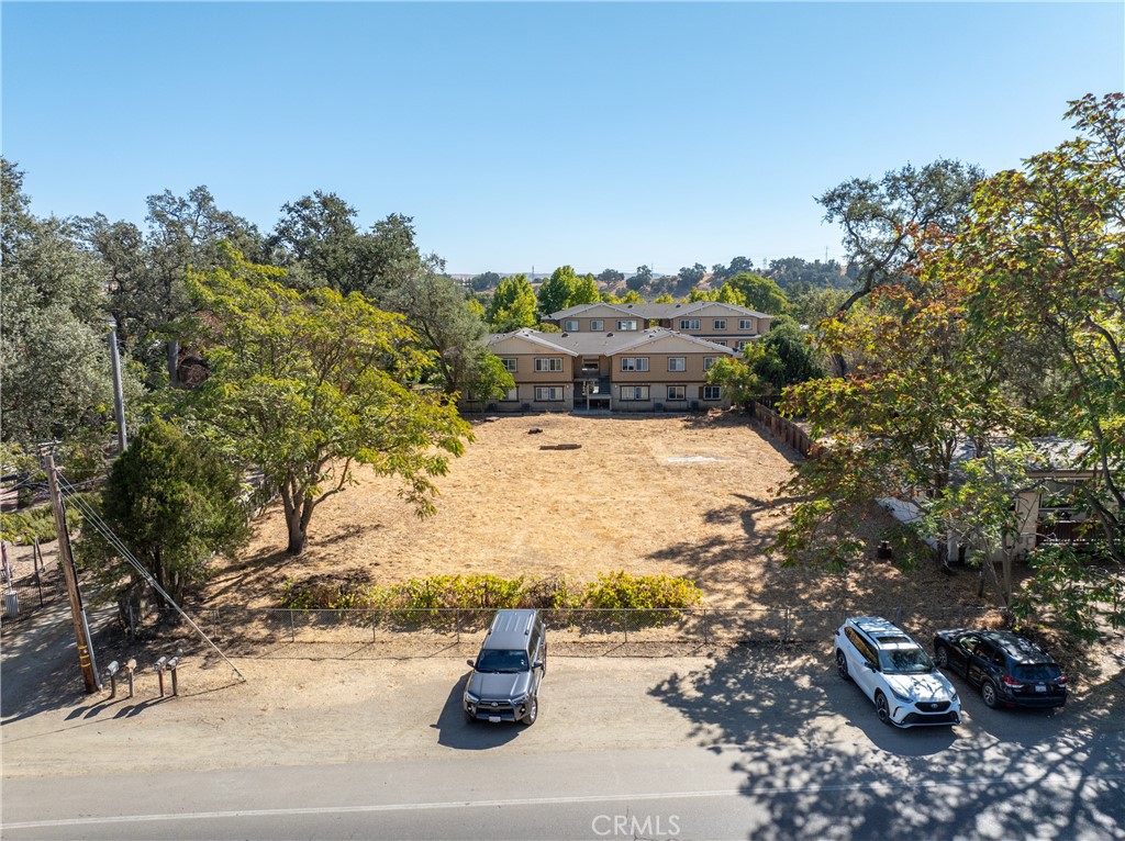 93 S Main St, Templeton, CA 93465