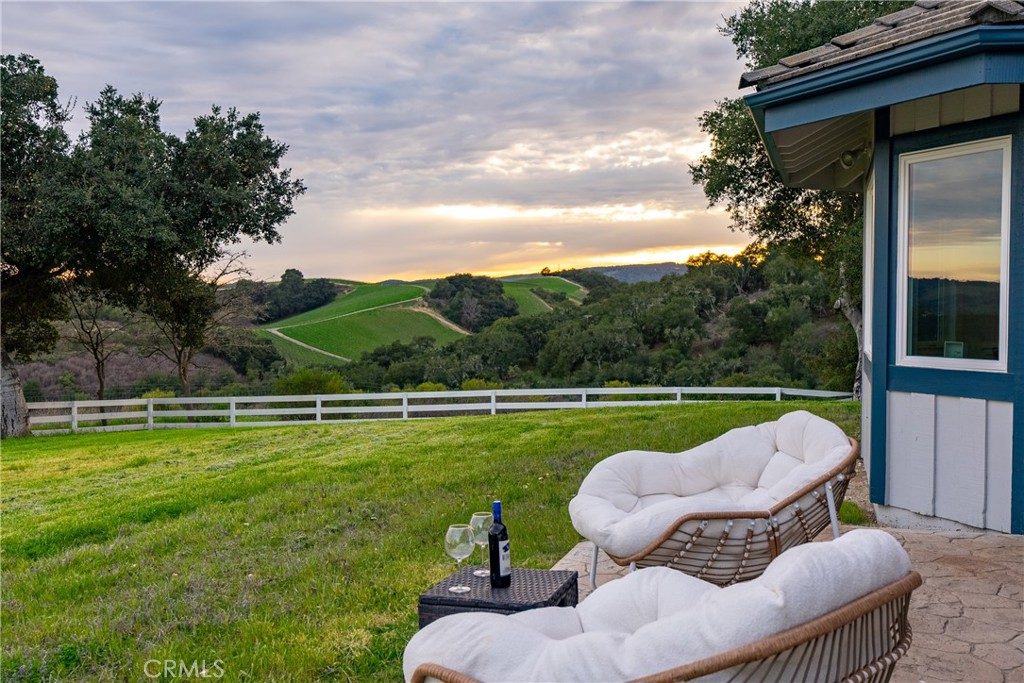 2867 Township Road, Paso Robles, CA 93446