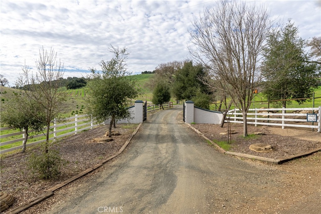 2867 Township Road, Paso Robles, CA 93446