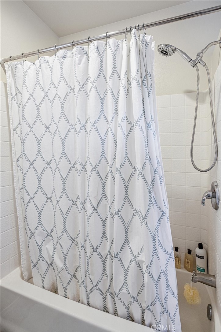 5503 Whispering Pines Ln, Paso Robles, CA 93446