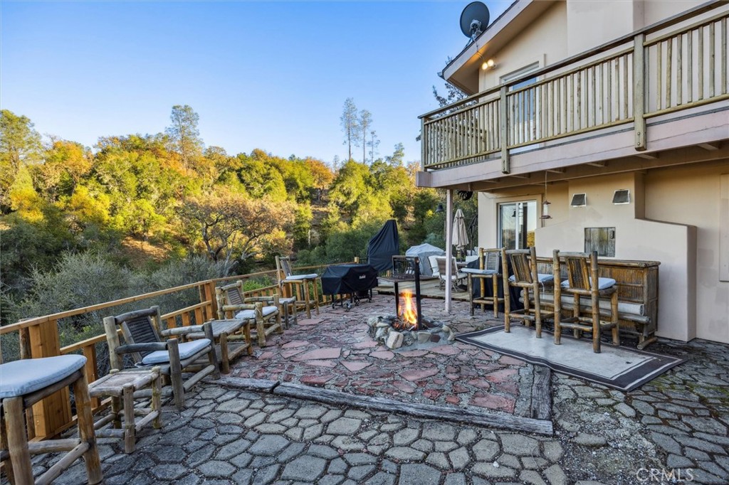 5503 Whispering Pines Ln, Paso Robles, CA 93446